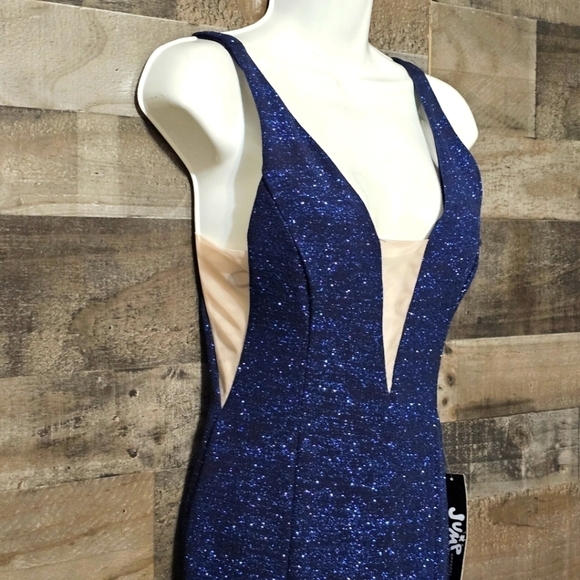 Jump Apparel formal dress. - Picture 3 of 8
